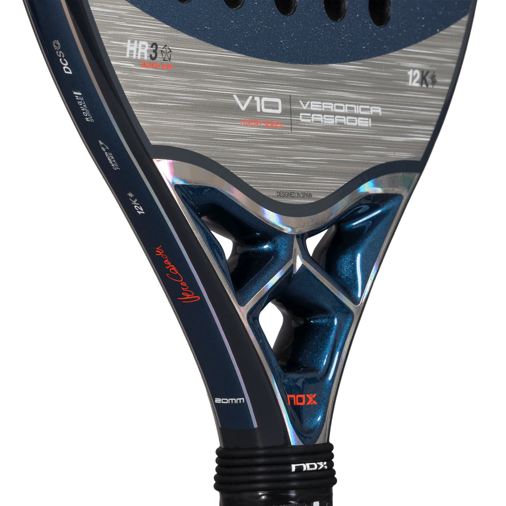 Pala beach tennis V10 Luxury 2025. La pala de Veronica Casadei